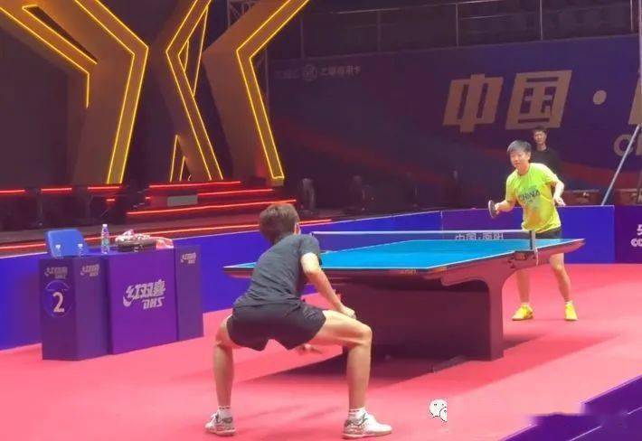 随比尔加盟 随比尔加盟