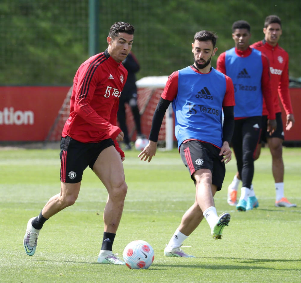 不是简单地 不是简单地