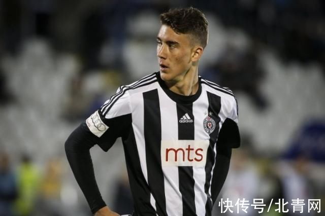 占据了绝对 占据了绝对