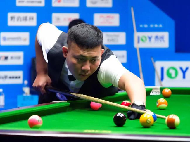 21岁的哥 21岁的哥